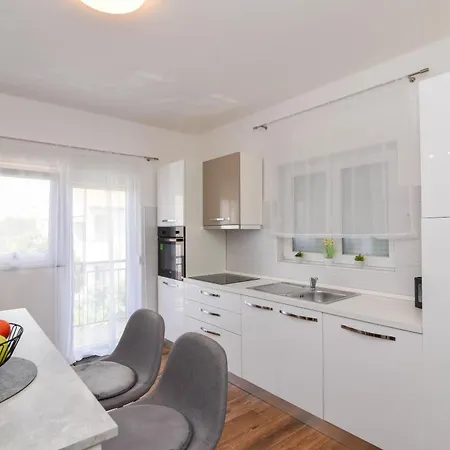 Apartament Rita *